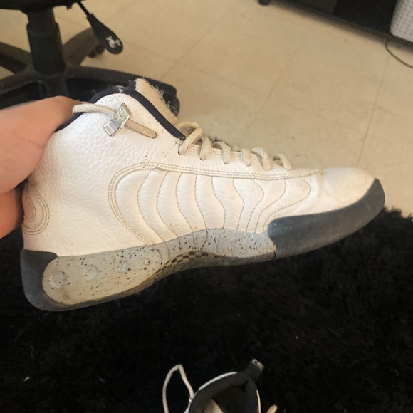 Woman Jordan jumpman 2016 - Picture 2 of 2